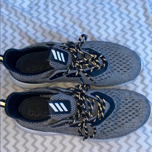 adidas Shoes - Women’s Adidas Alpha-bounce